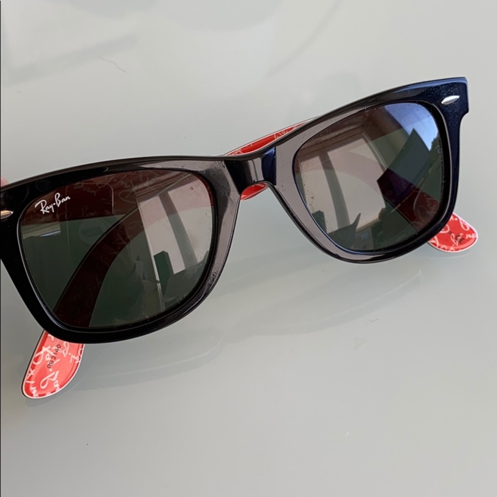 Ray-Ban Wayfarer Sunglasses